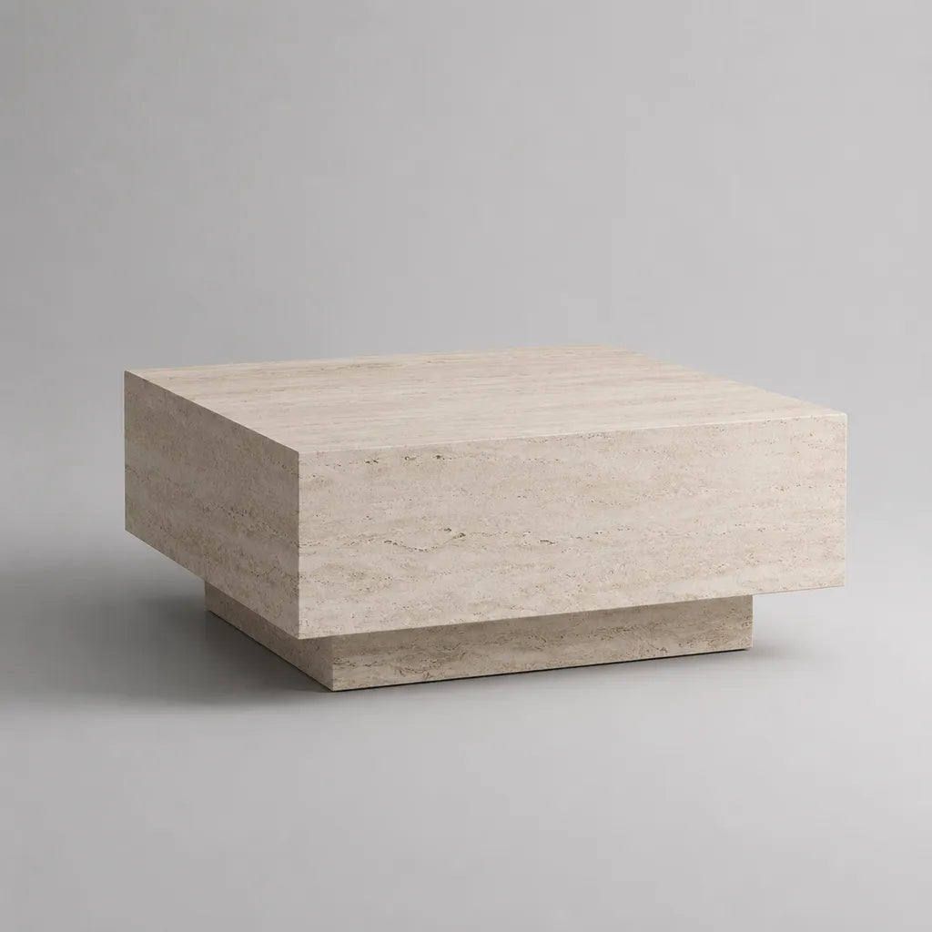 Quadratischer Couchtisch aus Naturtravertin mit Sockelfuß, Beige, 90 × 90 × 35 cm